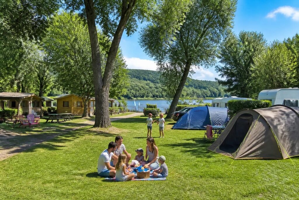 découvrez le camping le veronne à saulce-sur-rhône : avis des visiteurs, photos authentiques et toutes les informations pour préparer votre séjour en pleine nature.